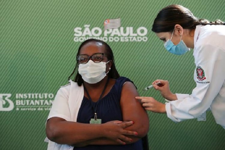 Coronavirus: 70% de Brésiliens ont pris deux doses de vaccin anti-Covid
