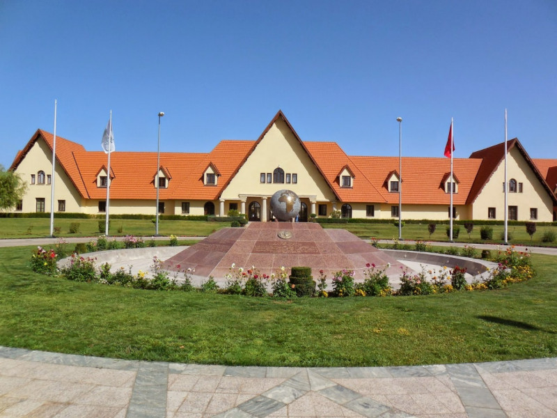 L'Université Al Akhawayn tient sa 8ᵉ conférence internationalesur les sciences sociales 