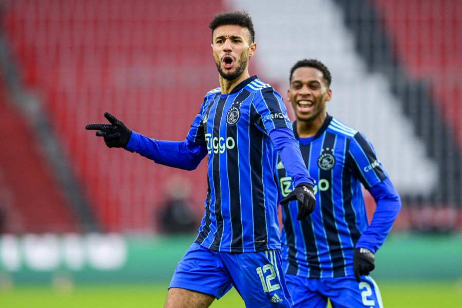 Erdivisie : Mazraoui offre la victoire à l'Ajax face au PSV Eindhoven