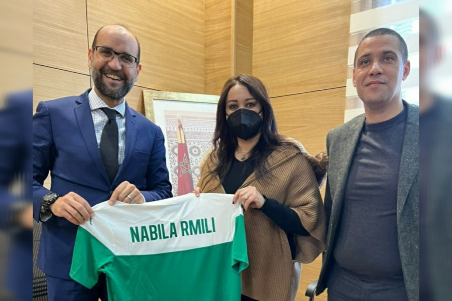 رئيس الرجاء يجتمع بعمدة الدار البيضاء 