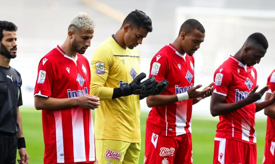 IRT-Wydad: les joueurs rendent hommage au petit Rayan