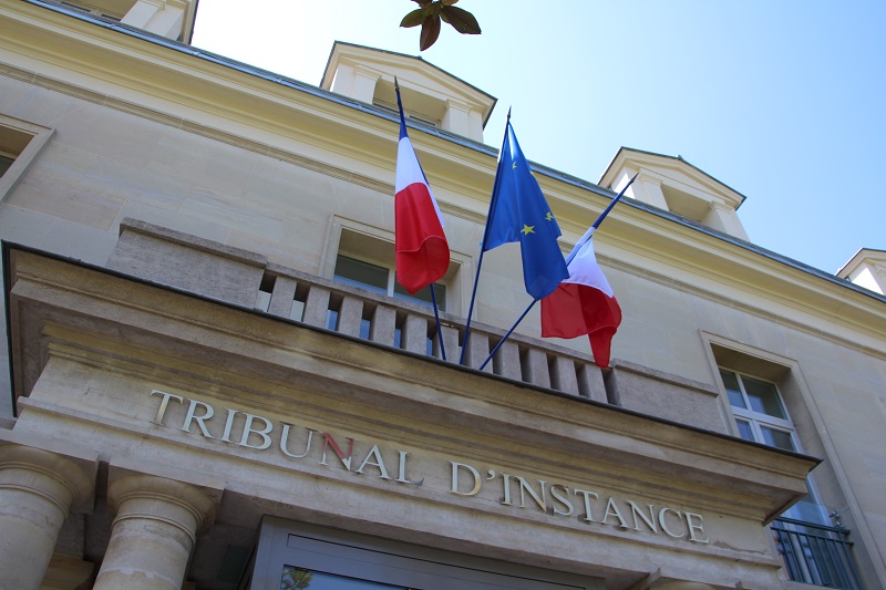 France: une mère qui avait tenté de se suicider avec son fils condamnée par la justice