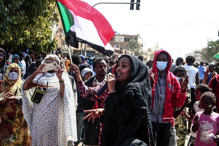 السودان .. اعتقال قياديين معارضين للانقلاب