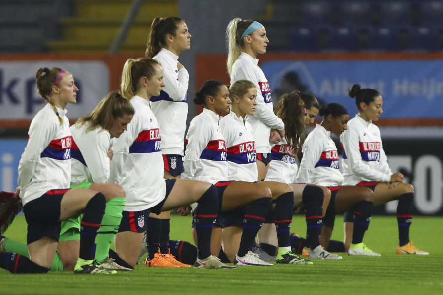 Agressions sexuelles: les footballeuses américaines fustigent de nouveau la fédération