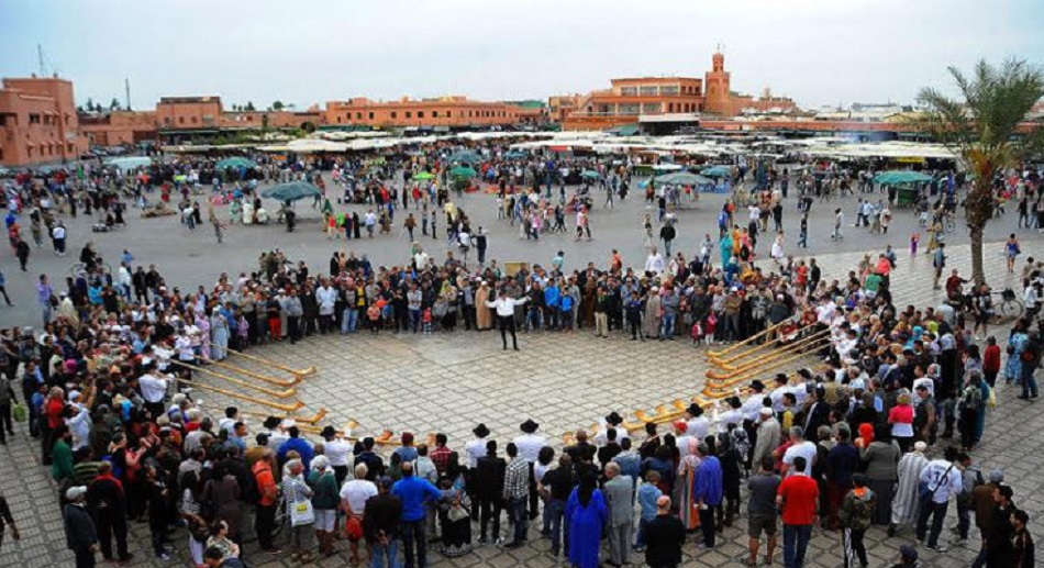 الصيف يدعم عائدات السياحة بالمغرب