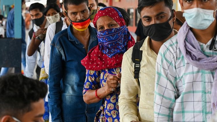 Inde: assouplissement des mesures anti-Covid dans plusieurs États
