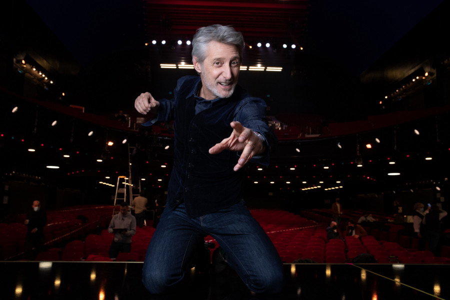 Les César promettent de "ne pas donner de leçons" dans un monde en crise
