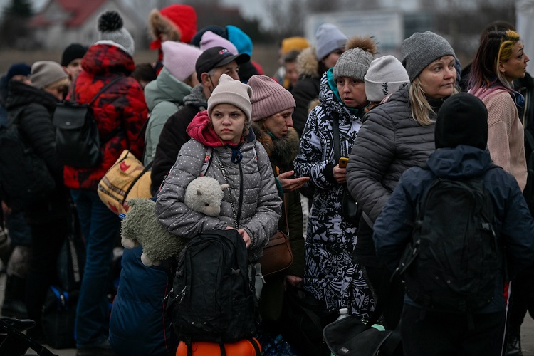Ukraine: plus de 1,5 million ont fui le pays