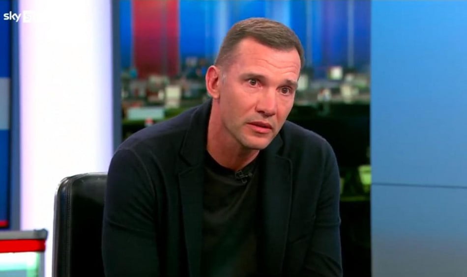 En larmes, Shevchenko demande qu’on vienne en aide à son pays