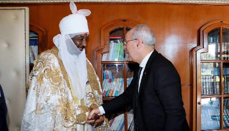 Ahmed Toufiq reçoit le khalife général de la Tariqa Tijaniya au Nigeria