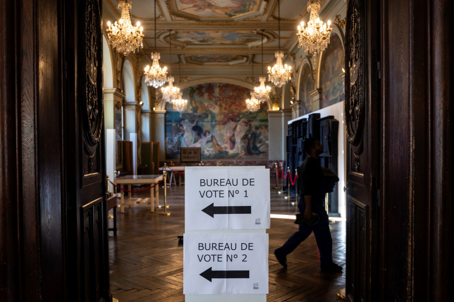 Présidentielle: abstention au premier tour entre 25% et 26,5%