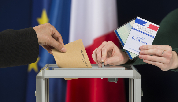 فرنسا .. التصويت في دورة أولى من الانتخابات التشريعية   