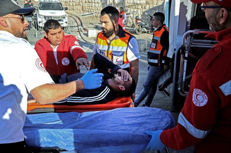 Plus de 150 Palestiniens blessés lors d'affrontements avec la police israélienne 