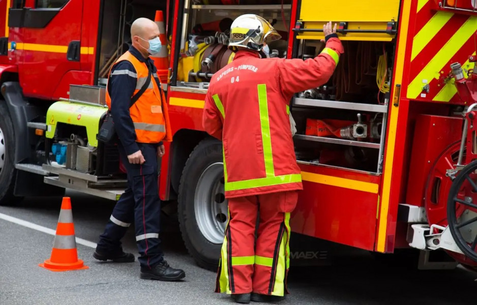 Un incendie détruit une église orthodoxe russe à Paris