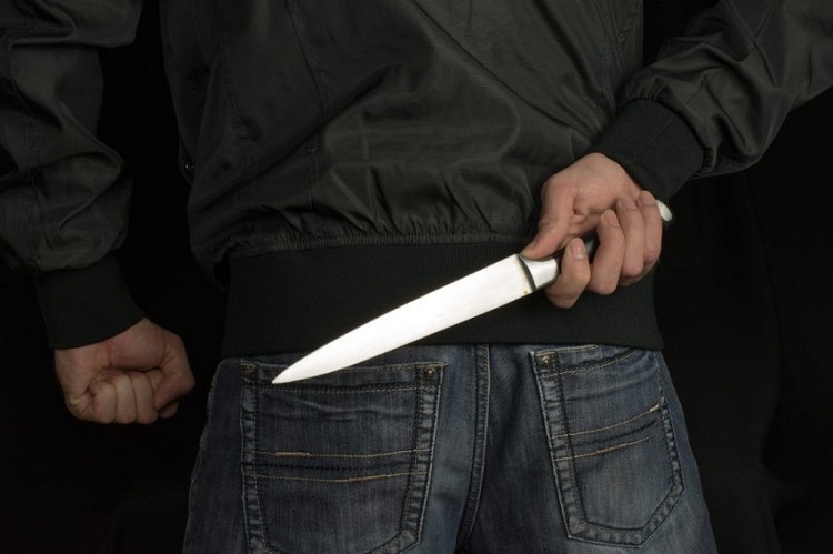Taghazout: un individu dans un état anormal agresse gravement à l’arme blanche un élément des Forces Auxiliaires