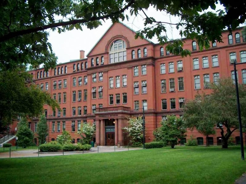 USA: L'Université Harvard interdite d’accueillir des étudiants étrangers