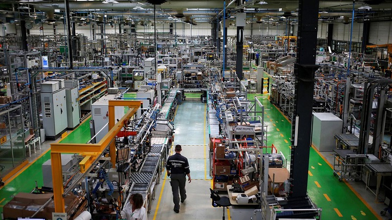 Industries manufacturières: hausse de l'indice de prix de 0,7% en mars