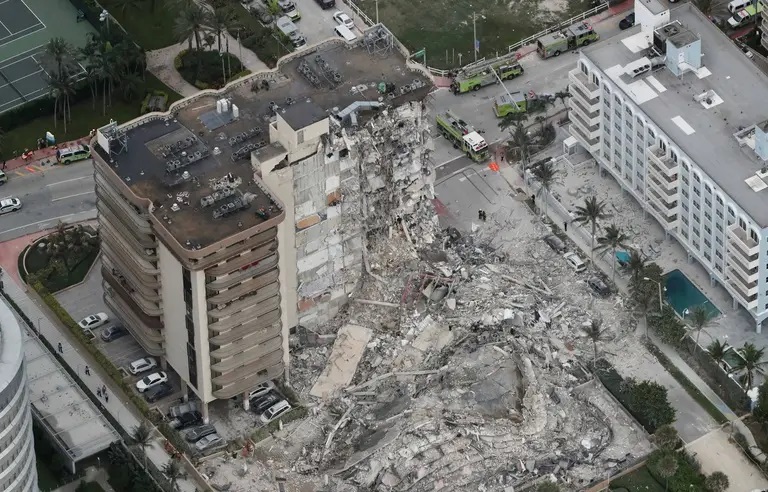 Près d'un milliard de dollars pour les victimes de l'effondrement d'un immeuble en Floride en 2021 