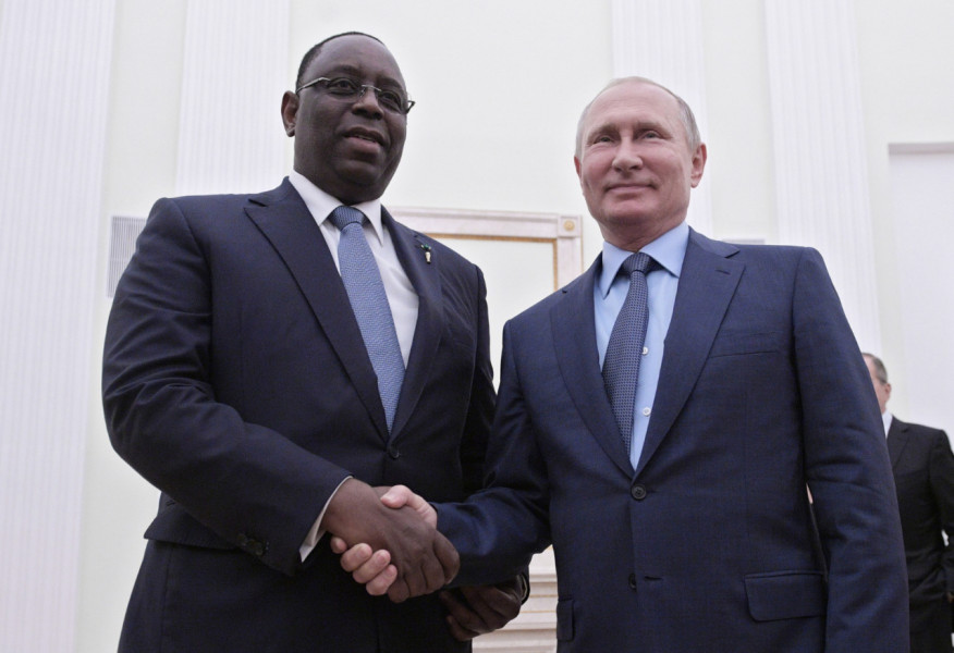 رئيس الاتحاد الافريقي يلتقي بوتين في روسيا
