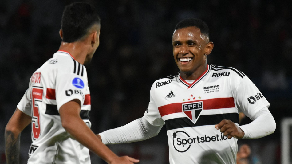 Football: Arsenal recrute l'attaquant brésilien Marquinhos