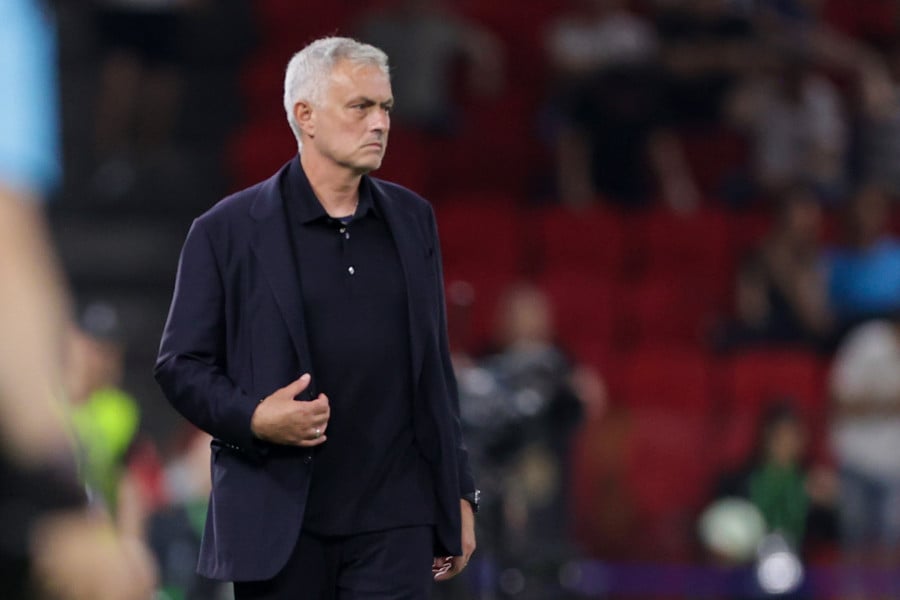 José Mourinho nommé entraîneur du Benfica Lisbonne