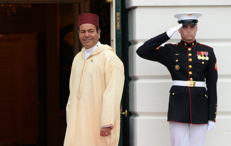 الشعب المغربي يحتفل بالذكرى الثانية والخمسين لميلاد الأمير مولاي رشيد