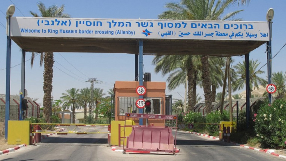 الوساطة المغربية تنجح في فتح جسر الملك حسين بدون انقطاع