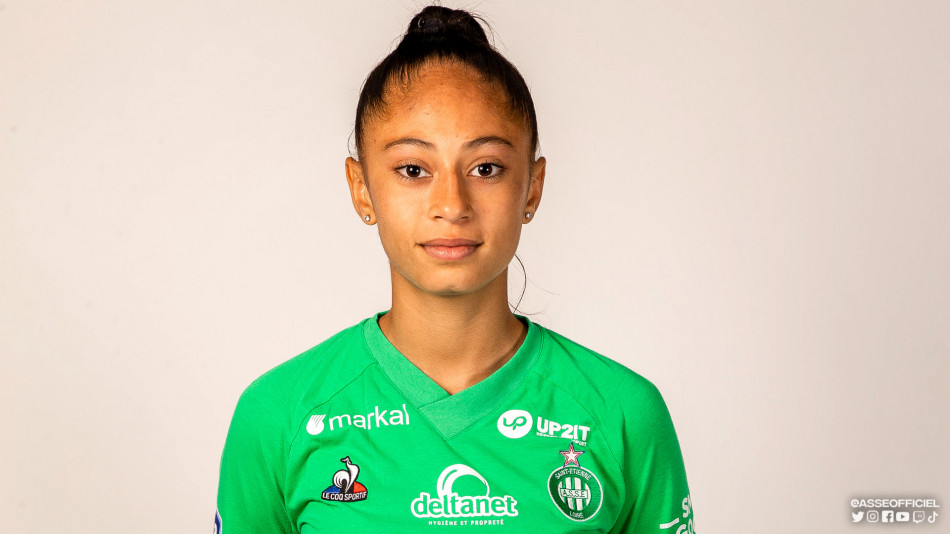 CAF Awards: Yasmine Zouhir finaliste du prix de la "meilleure jeune joueuse" de l'année