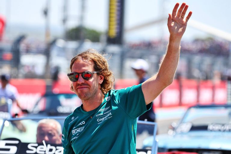 Sebastian Vettel, quadruple champion du monde de F1, annonce sa retraite