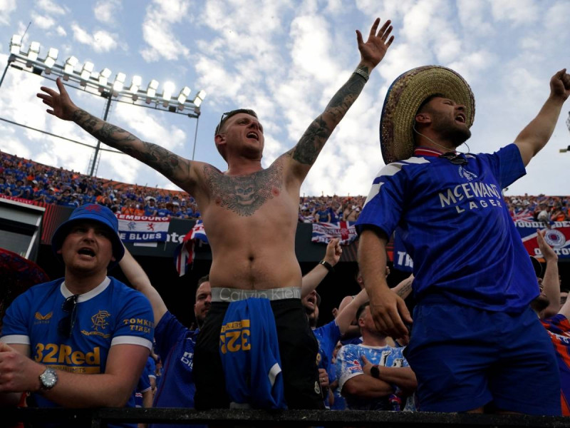 C1: Glasgow Rangers-Naples reporté de 24h à la suite du décès d'Elizabeth II
