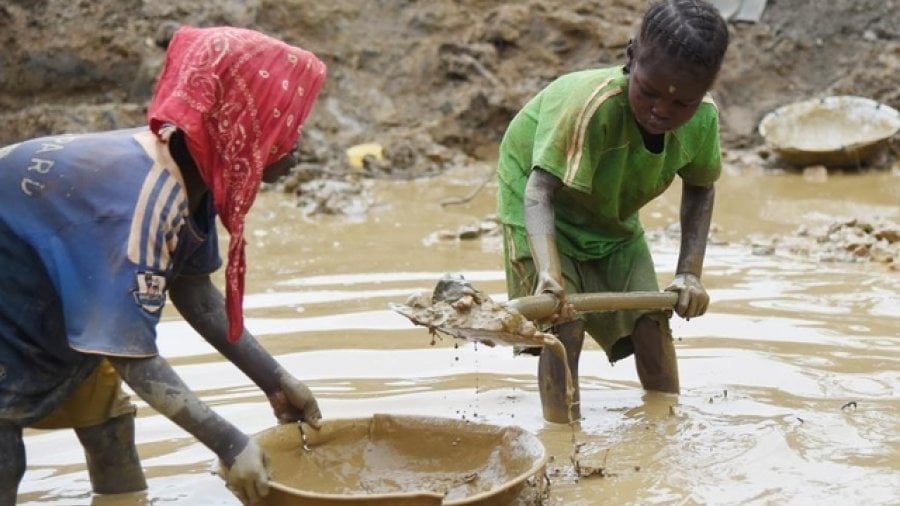 العبودية الحديثة .. 50 مليون شخص أُجبروا على العمل أو الزواج 