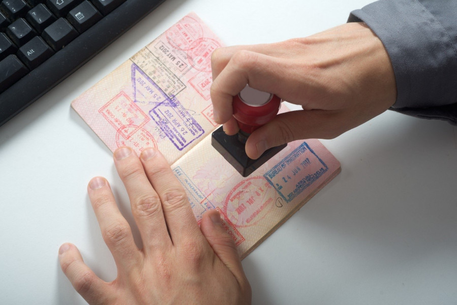 التأشيرة الإلكترونية.. معالجة أزيد من 160 ألف طلب 