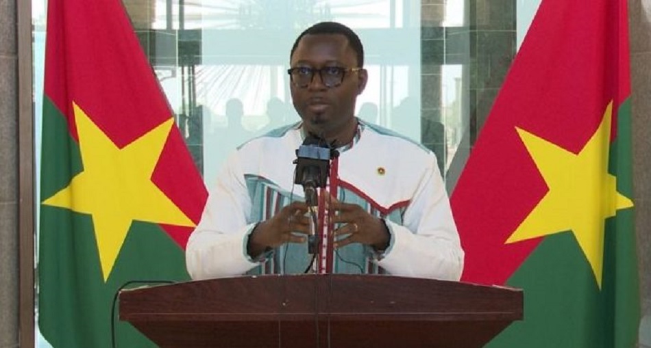 بوركينا فاسو .. عسكريون يعلنون إقالة الرئيس داميبا