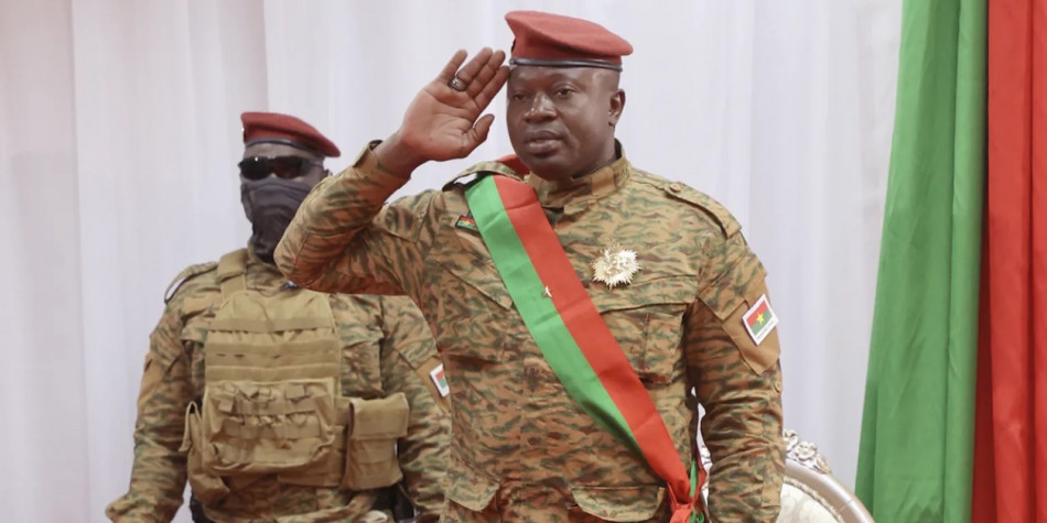 Burkina: les militaires annoncent le limogeage du président Damiba