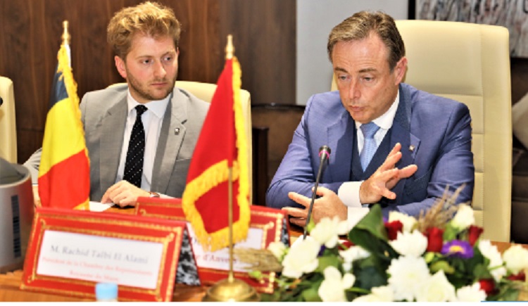 Maire belge: l'initiative d'autonomie est "la solution réaliste" au conflit artificiel autour du Sahara marocain 