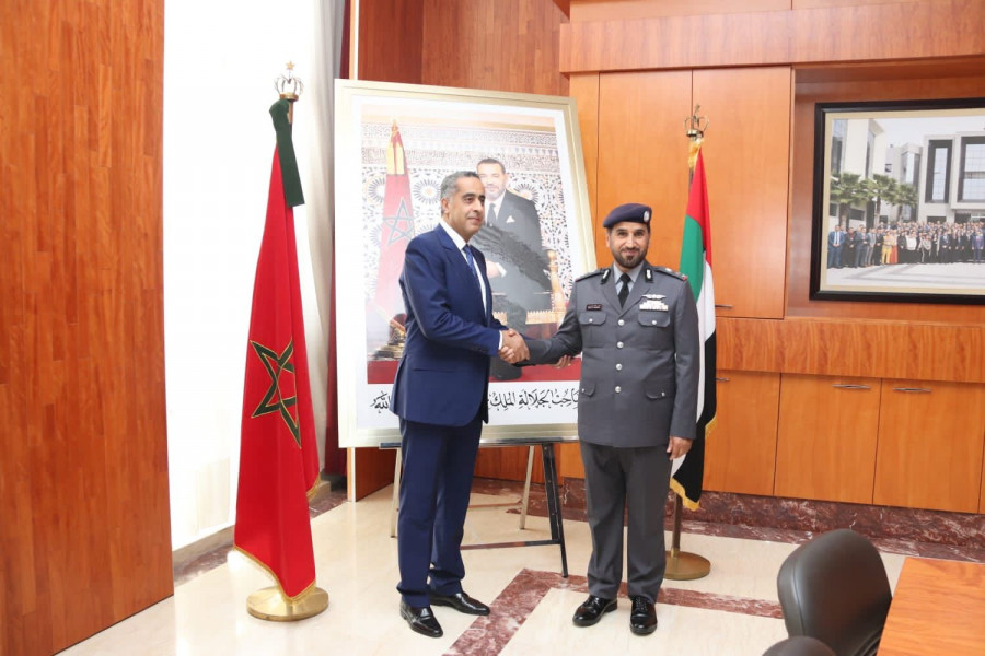 Hammouchi et le Commandant en chef de la police d'Abou Dhabi explorent les moyens de promouvoir la coopération sécuritaire