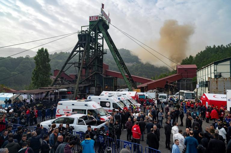 Turquie: 40 morts dans la mine de charbon accidentée, selon un nouveau bilan