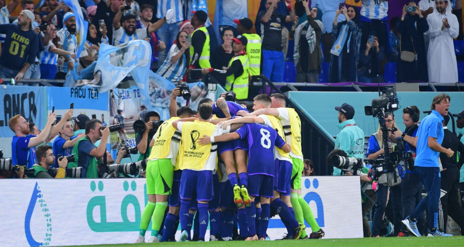 Mondial 2022: l'Argentine domine la Pologne et se qualifie au 2e tour