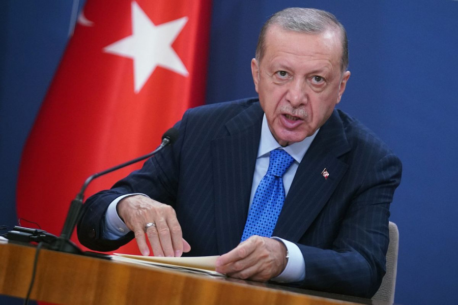 إردوغان يتعهد بدعم رفع أسعار الفائدة