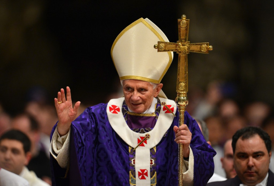 Les insomnies, "motif central" de la démission de Benoît XVI en 2013