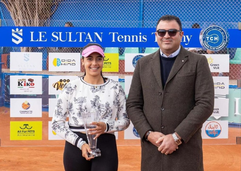 Tennis: nouveau triomphe pour Aya El Aouni