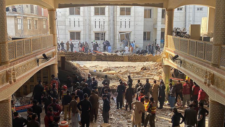 باكستان .. ارتفاع حصيلة تفجير بمسجد إلى 61 قتيلا