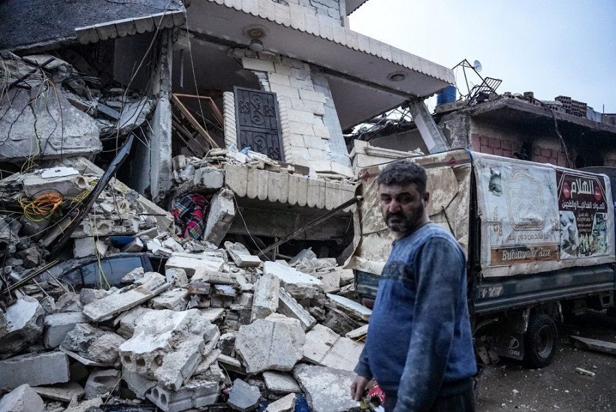 سوريون يستعيدون لحظات الرعب إثر الزلزال: "أصعب من القذائف"