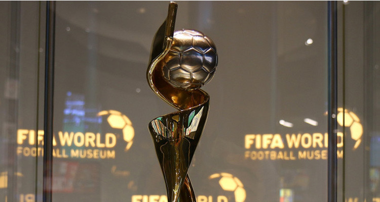 Coupe du monde féminine: la FIFA démarre une tournée du trophée le 25 février