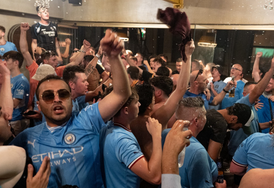 C1: les fans de Manchester City célèbrent la fin d'une longue attente