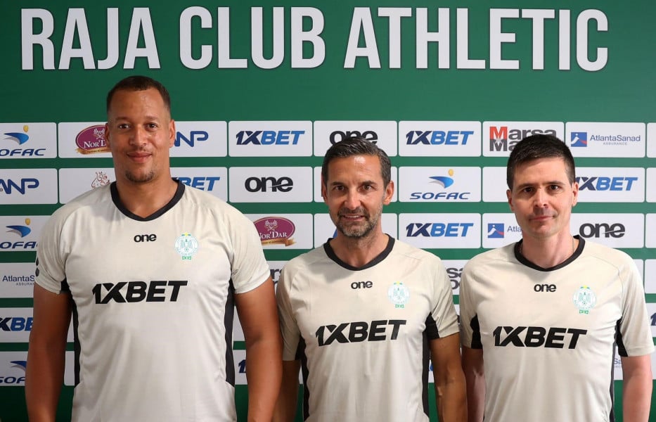 Le Raja présente le nouveau staff technique de l'équipe première
