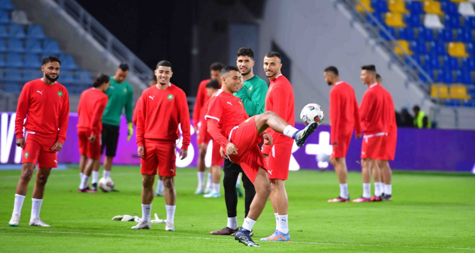 الأسود يتوافدون على مركب محمد السادس 