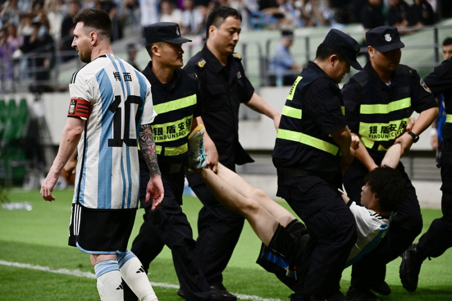 Les fans indonésiens de Messi, absents d'un match amical, au désespoir