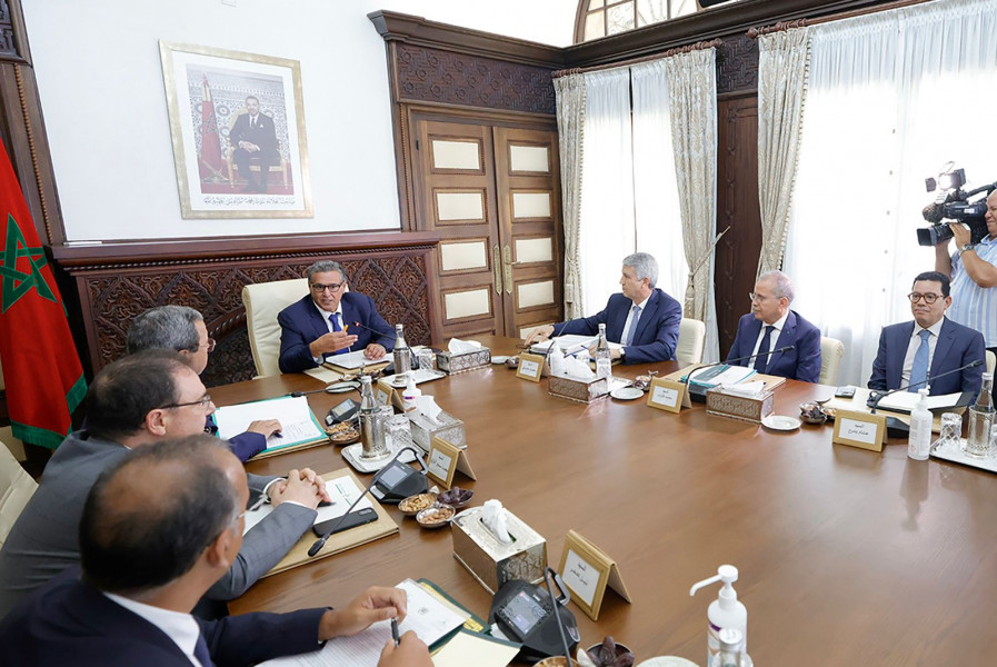 Akhannouch préside une réunion du Conseil de Surveillance du Crédit Agricole du Maroc