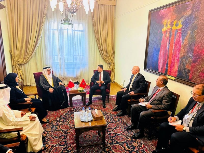 Bourita s'entretient au Caire avec son homologue bahreïni